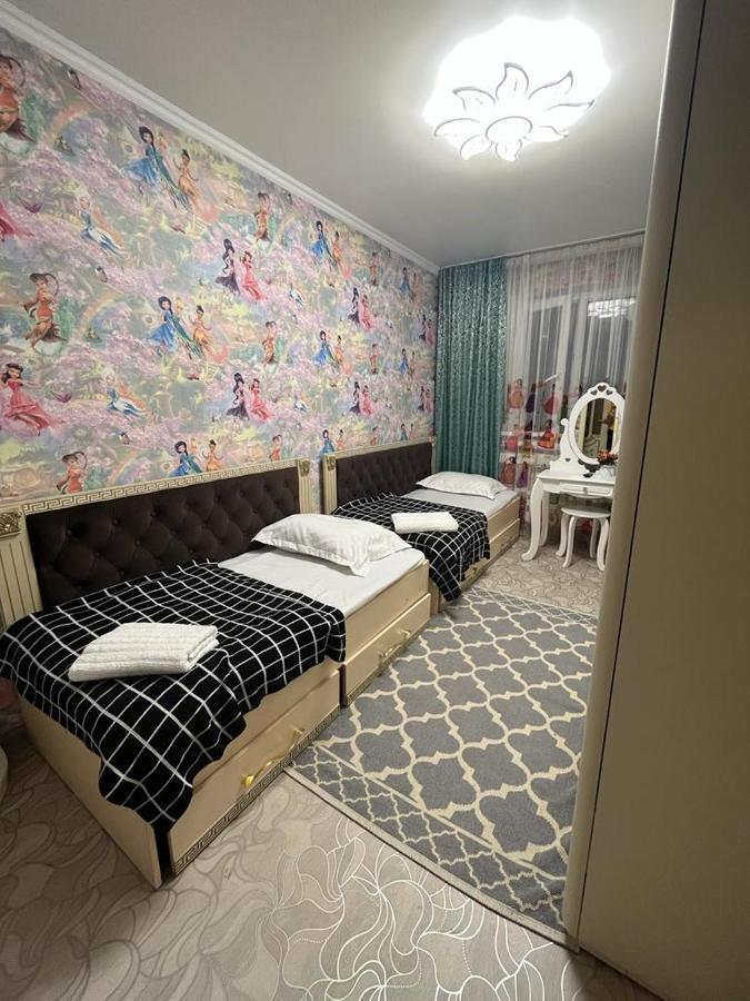 Уютная Трёхкомнатная Квартира В Центре Алматы Almaty Ngoại thất bức ảnh